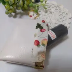 ストロベリー柄ゴミ袋ポーチ キーホルダー付き