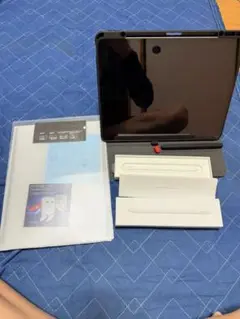 Item thumbnail for item 0bf3aaf3-0d6f-4e03-9920-0e943a186fd2