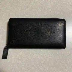 GUCCIの長財布ビースター