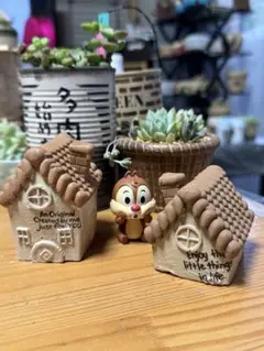 モルタルハウス　（大）（小）