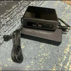 Intel NUC8i3BEK 4GB RAM / 128GB SSD