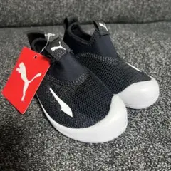 Puma ブラック スニーカー アクアキャット シールド　インファント14cm