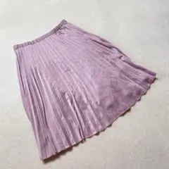 プリーツスカート ラベンダー ひざ丈 光沢感 ポリエステル シンプル おしゃれ
