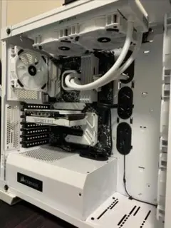 白統一ゲーミングPC