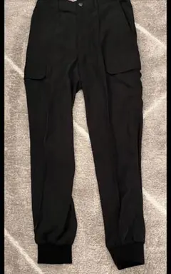 スピックアンドスパン 黒カーゴパンツ