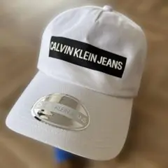 CALVIN KLEIN JEANS ベースボールキャップ ホワイト