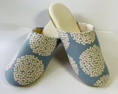 Item thumbnail for item 3d9fe63a-09f0-45f1-9f41-64c0c78908c9