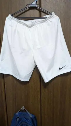 ナイキハーフパンツLトレーニングパンツ