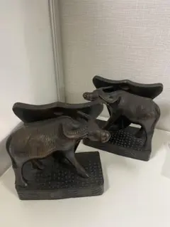 木製 牛型 ブックエンド ダークブラウン