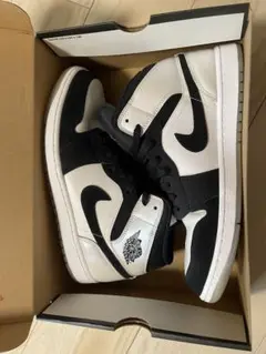 Item thumbnail for item b0cf3a26-3021-4abd-a4eb-b605e48f9f88