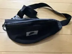 新品・未使用　NIKE ボディバック　ウエストポーチ　チェック&ブラック