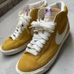 NIKE BLAZER HIGH SUEDE マスタード