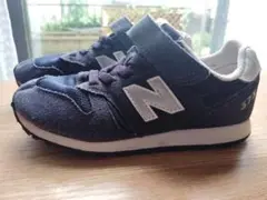 New Balance ネイビー スニーカー18.5
