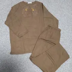 He riche ブラウン花柄刺繍パジャマ L