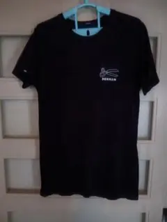 中古品DENHAM 黒 Tシャツ THE JEANMAKER