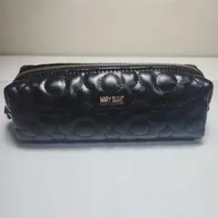 MARY QUANT マリークワント 黒 キルティング ペンケース