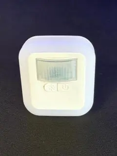 créer(クレエ) 人感センサーライト コンセント LED