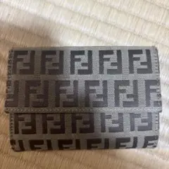 大幅お値下げ！　美品　FENDI カードケース