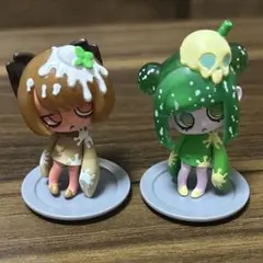 ガチャガチャ　フィギュア