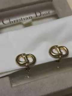 DIOR イヤリング CD ロゴ 刻印 ヴィンテージ ゴールド