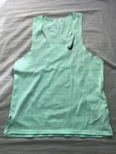 NIKE エアロスイフト シングレット