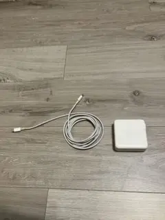 Apple純正USB-C Power Adapter MacBook 充電器