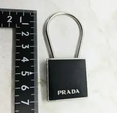 PRADA プラダ キーリング キーホルダー スクエア ブラック