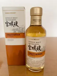 サントリー山崎　クラブ山名55周年記念ボトル　2本セット　非売品　原酒12年以上 2025年最新】ウイスキー 山崎55年の人気アイテム - メルカリ
