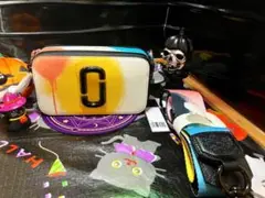 〈新品未使用〉〈在庫なし〉MARC JACOBSスナップショットショルダーバッグ