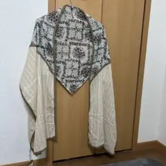 インド綿100% ストール　花柄×ベージュ