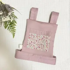 Item thumbnail for item 41fad0b7-d64b-42e7-84dd-0850f8521c24