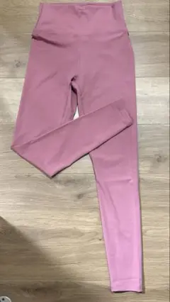 ヨガパンツ レギンス Mサイズ　新品未使用
