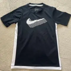 【未使用】NIKE ジュニアTシャツ 白黒 S