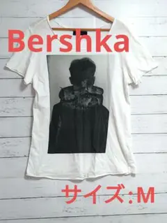 【Bershka】Ｔシャツ 半袖　サイズ:M