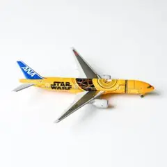 【訳あり】ANA B777-200ER C-3PO 特別塗装 1/400 News ANA スターウォーズ C-3PO 特別塗装機 B777国内線 2017年3