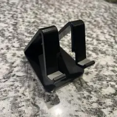 スマホスタンド充電しながらできるスマートフォンiPhone黒ブラック