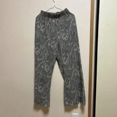 ペイズリー柄 プリーツワイドパンツ グレー系　M