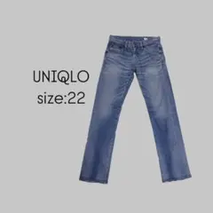 UNIQLO ボーイフレンドフィットストレートジーンズ　　ミドルライズ　22