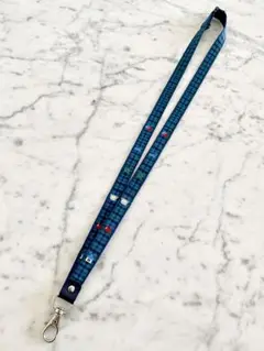 ファミリア　ネックストラップ