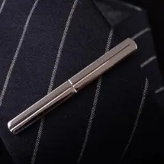 Item thumbnail for item ffa36a67-c5a7-4f4c-adb2-bb60c469333f