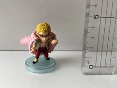 ドフラミンゴ ワンピースコレクション食玩 フィギュア