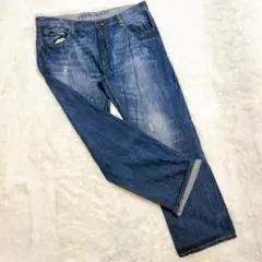 Item thumbnail for item dee5377a-fc2e-4512-ba36-71c05132ec68