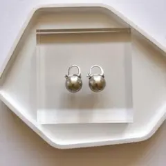 #87 bigグレーパールピアス