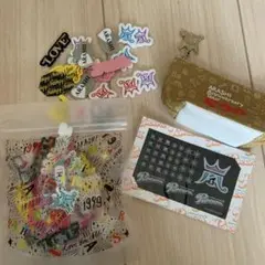 ARASHI 5×20ツアーポーチとステッカーセット