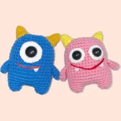 2体セット　モンスター　あみぐるみ　キーホルダー