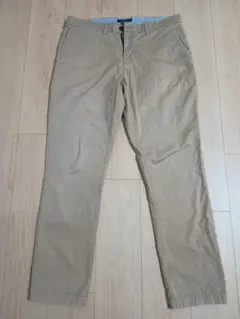 チノパン【TOMMY HILFIGER】SLIM FIT 34/32