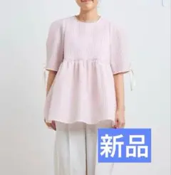 試着のみ新品。yori フクレフレアブラウス