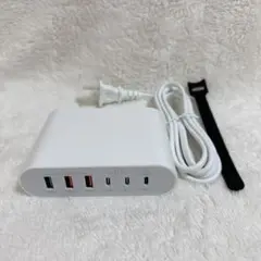USB-C 急速充電器 Type-C、USB-A×3 MAC ACアダプター