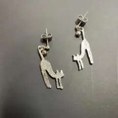 猫　ネコ　ピアス