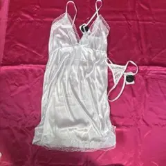 ホワイトサテンネグリジェ Tバック付き